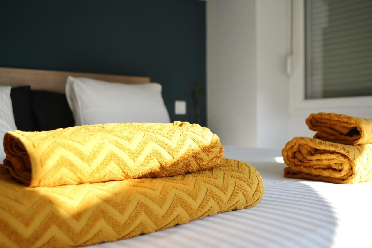 Bella Suite City Center, Parking Thessalonique Extérieur photo